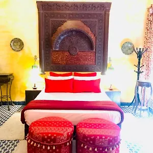 منزل للإقامة Riad Safari